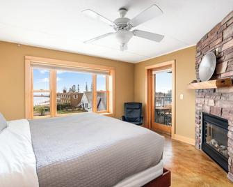East Bay Suites - Grand Marais - Chambre