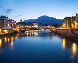 Hôtel de l'Europe Grenoble hyper-centre - Grenoble