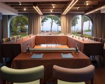 Park Hotel - דסנצאנו דל גארדה - מסעדה