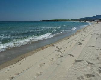 Charming Le Dimore di Budoni 2 Bedroom Apt T6 - Budoni - Strand