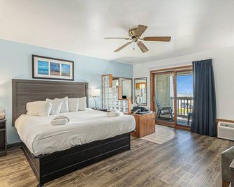 Snyders Shoreline Inn - Ludington