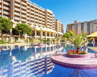Barcelo Royal Beach - Slantchev Briag - Piscina