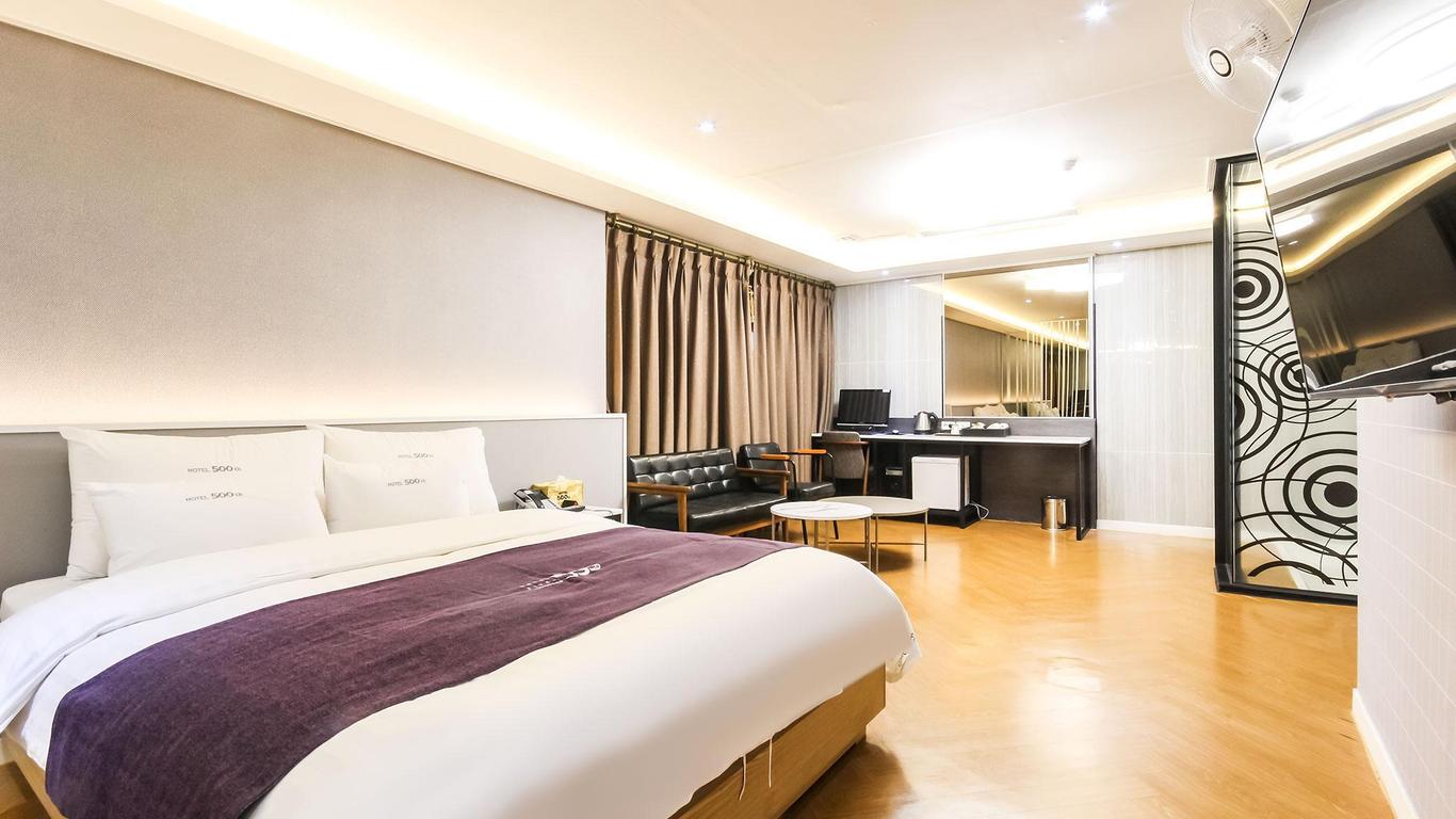 500th Hotel