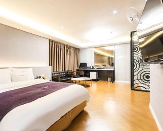 500th Hotel - Mokpo - Bedroom