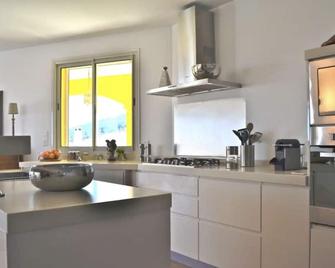 Villa Roccu - Borgo - Kuchnia