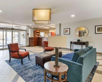 Comfort Suites West Jacksonville - ג'קסונוויל - לובי