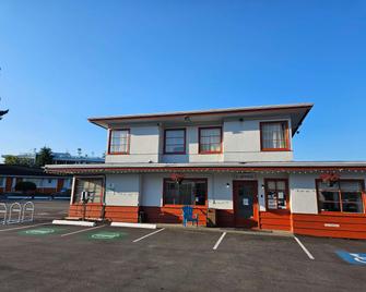 2400 موتيل - فانكوفر - مبنى