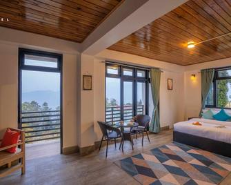 Zostel Rinchenpong (Kaluk) - Pelling - Bedroom