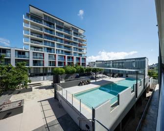 Central Islington Apartments - Townsville - Pool
