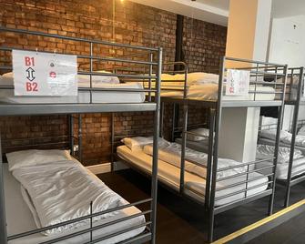 The Walrus Bar and Hostel - Londra - Camera da letto