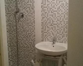 Casa Corso Bagni - Acqui Terme - Salle de bain