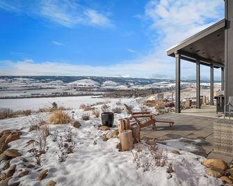 Luxury Vacation Rental with Premium Cedar Wood Sauna, Hot Tub, and Cold Plunge - Ellensburg - Балкон
