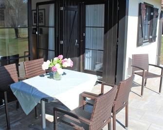 Lechbruck am See Feriendorf Hochbergle Haus 111 - Lechbruck - Innenhof