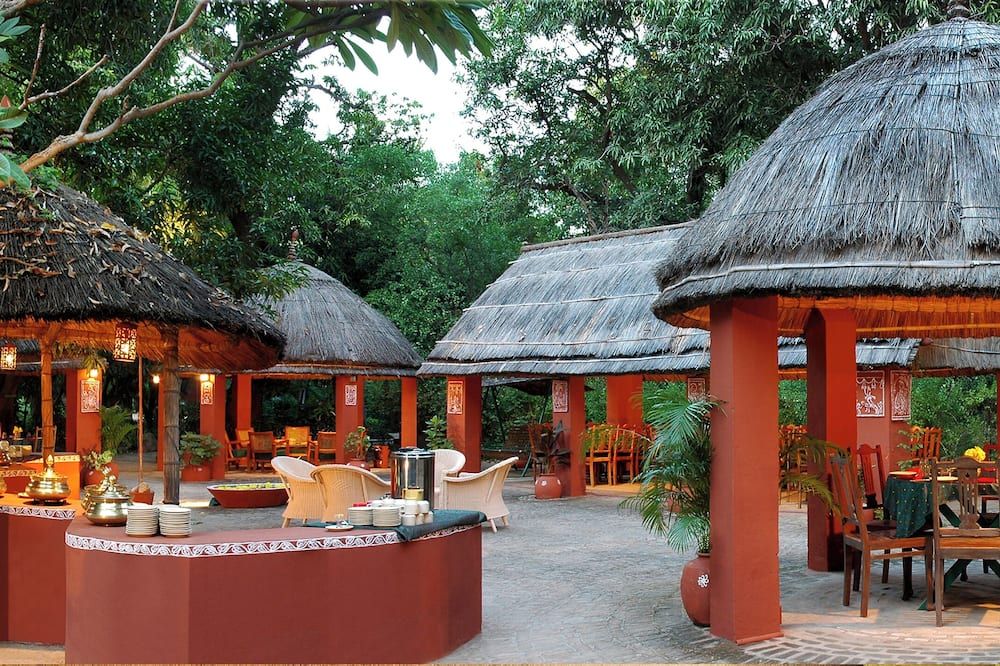 Welcomheritage Maharani Bagh Orchard Retreat - Ranakpur - Патіо