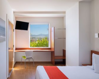 One Puerto Vallarta Aeropuerto - Puerto Vallarta - Κρεβατοκάμαρα