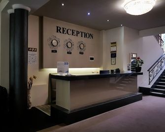 Hotel Monte Cristo - Blagoevgrad - Front desk