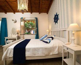 Quattro Torri B&B - Santa Teresa di Riva