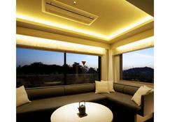 Haiku Lounge Suite Westernstyle room with hot / Matsuyama Ehime - Matsuyama - Living room