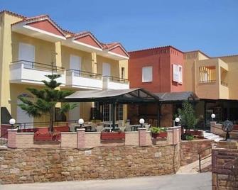 Sunrise Hotel - Agia Ermioni - Будівля