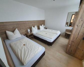 Hotel Garni - Schlabecks Frankischer Hof - Pegnitz - Schlafzimmer