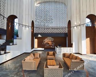 Bafeng Retreat - Turpan - Lobby