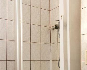 Hotel Beta - Cluj Napoca - Bathroom
