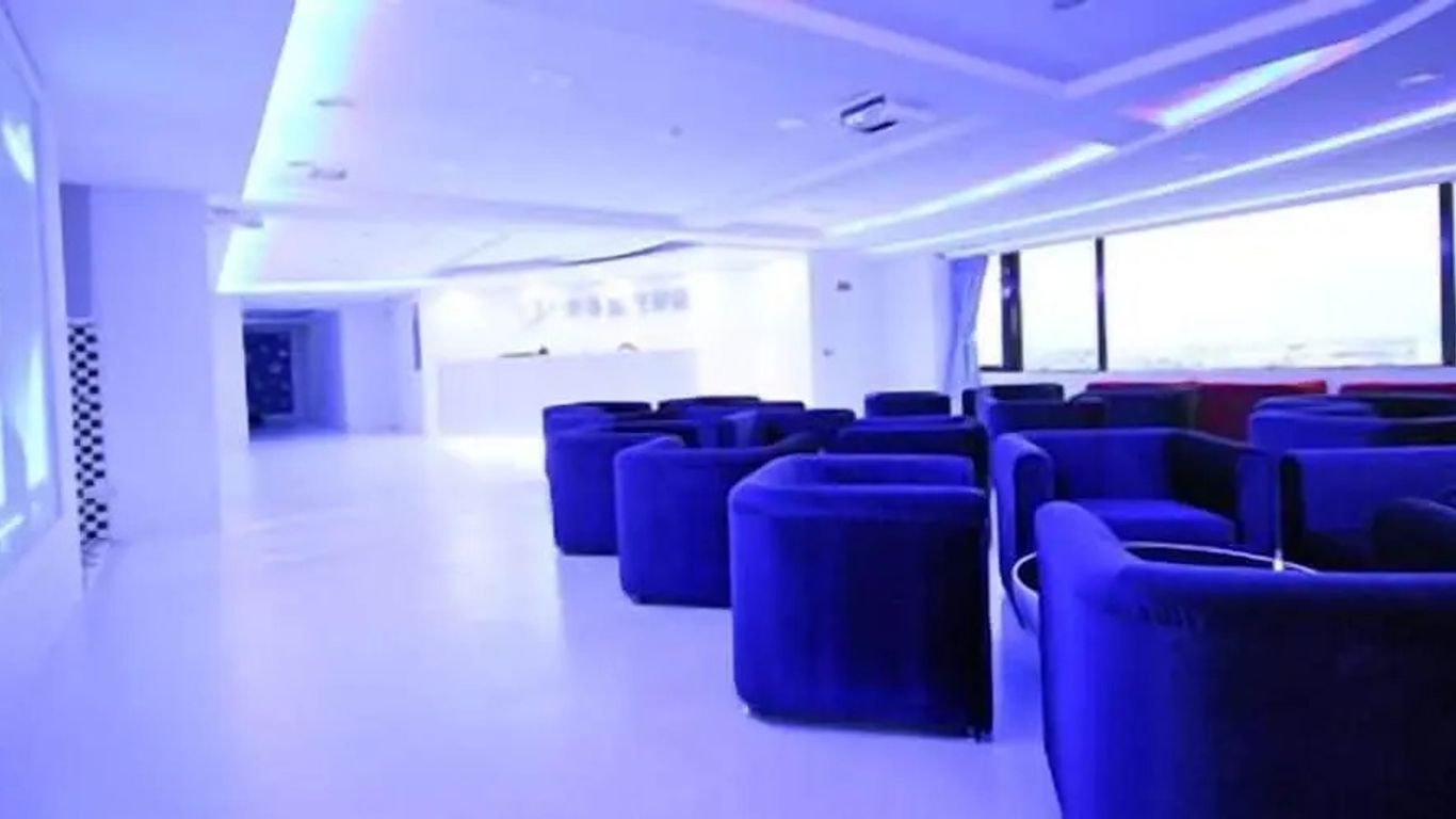 سيزون سكاي لاين