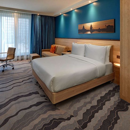 Bedroom view of Hampton by Hilton Berlin City Centre Alexanderplatz