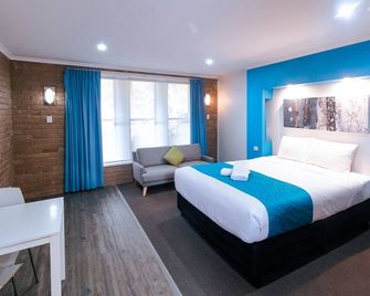 Tropicana Motor Inn - Cowes - Bedroom