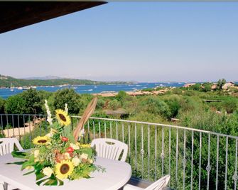 Residence Le Corti Di Marinella - Golfo Aranci - Balcone