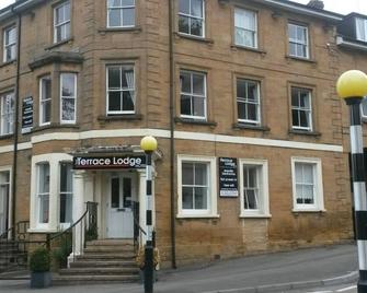 The Terrace Lodge Hotel - Yeovil - Building
