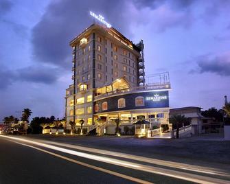 Le Maritime Kochi - Ernakulam - Rakennus
