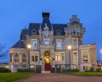 URH Palacio de Oriol - Santurce - Edificio