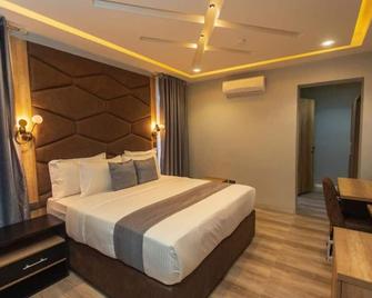 Allseasons Hotel - Owerri - Habitación