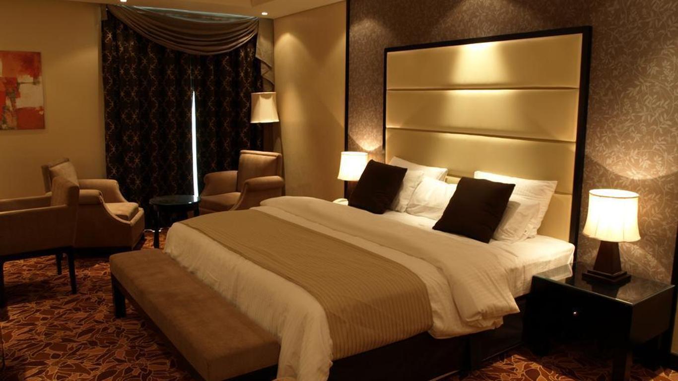 Paragon Hotel