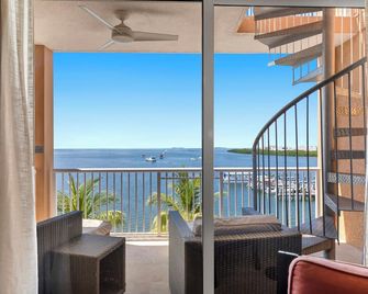 Beachside Resort & Residences - קי ווסט - מרפסת