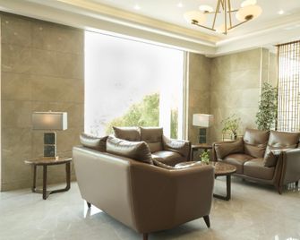 Hotel Raj Regent - Kottayam - Lounge