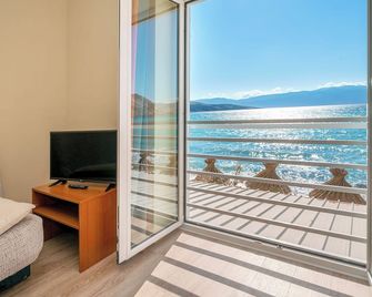 Hotel Dobrovit - Baška - Balcony