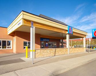 Motel 6 Lethbridge Ab - Lethbridge - Bygning