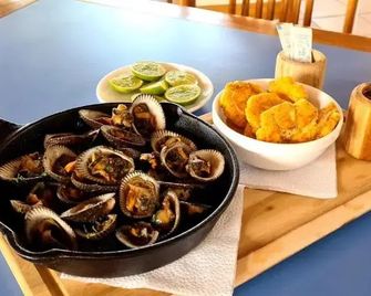 Hotel Club Del Sol - Atacames - Essen