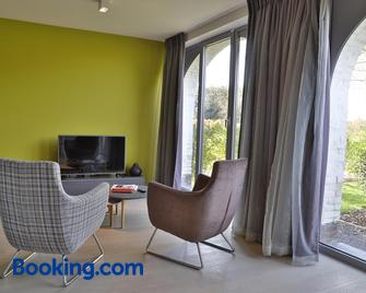 Woestyne Business & Leisure Apartments Cleythil - Aalter - Living room