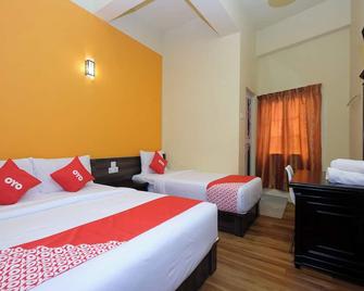 Hotel Tudor Home Inn Cameron Highlands - Brinchang - Schlafzimmer