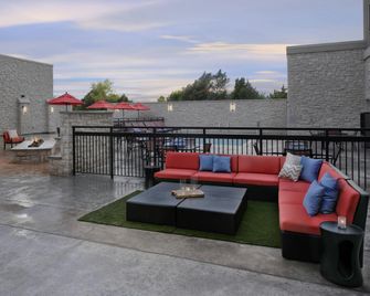 Courtyard by Marriott Austin Pflugerville and Pflugerville Conference Center - Pflugerville - Balkón
