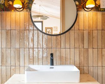 Eastwind Hotel Oliverea Valley - Big Indian - Baño