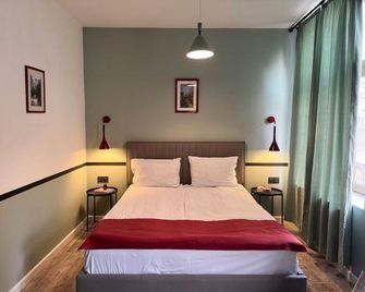 City Centre Hotel - Erevã - Quarto