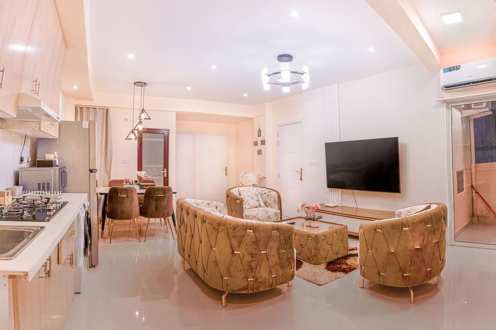 Charming 2-bedroom apartment with WiFi, AC in soothing Malé - Malé - Sala de estar
