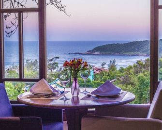 Pousada Morada Dos Bougainvilles - Imbituba - Comedor