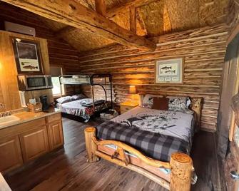 Rendezvous at Hover Camp - Swan Valley - Bedroom