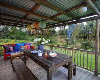 Oakhurst Farm Cottages - Wilderness - Patio