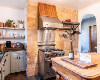 Heated Poolhistoric Tudor Homecrestmere Estate - Memphis - Cozinha